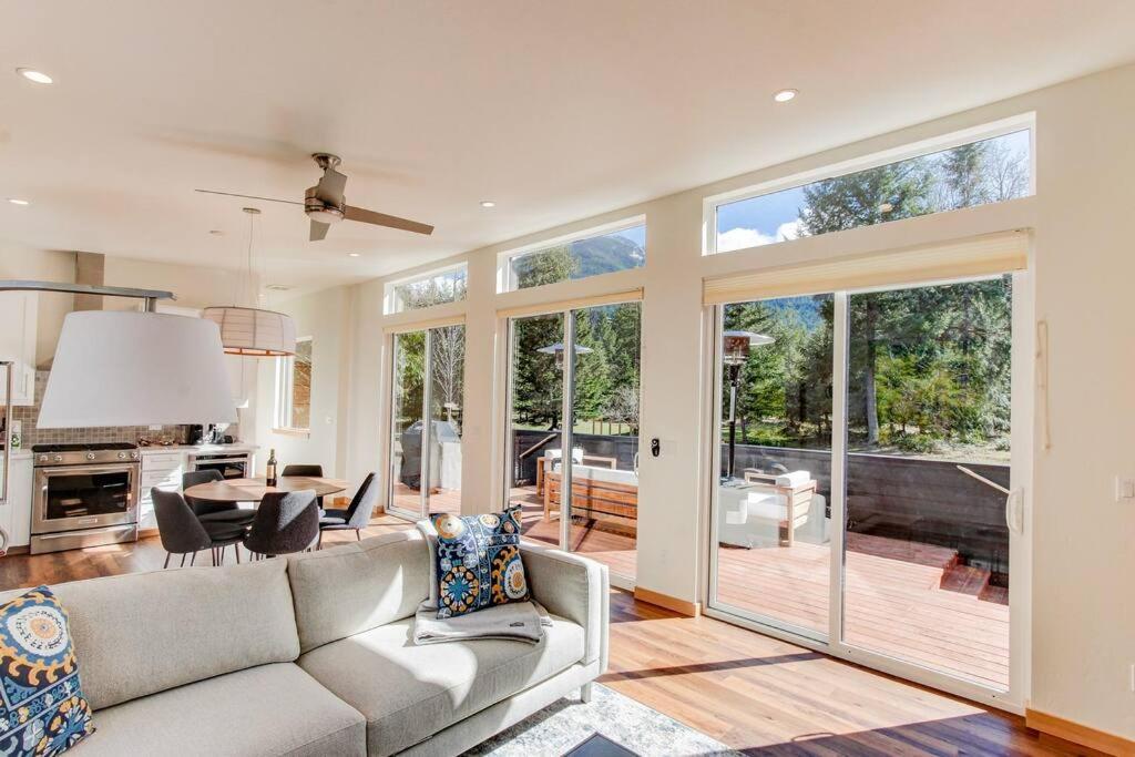 Mt. Cabin W/Views At White Pass Villa Packwood Bagian luar foto